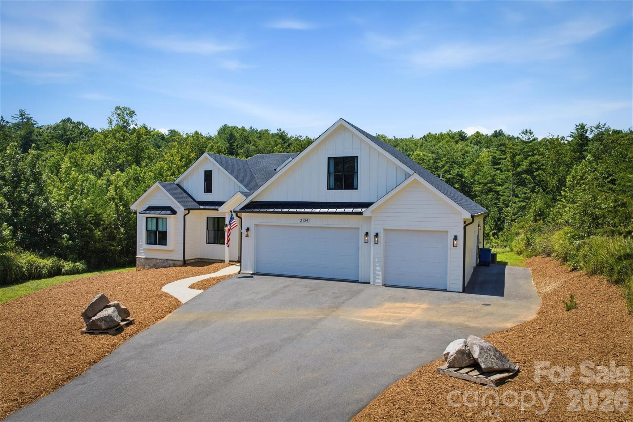 2124 Starlight Lane