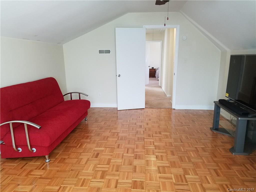 FalconBridge - Residential