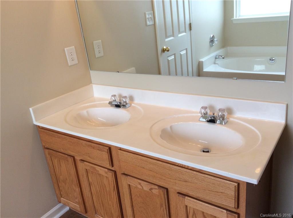 Crismark - Residential Lease