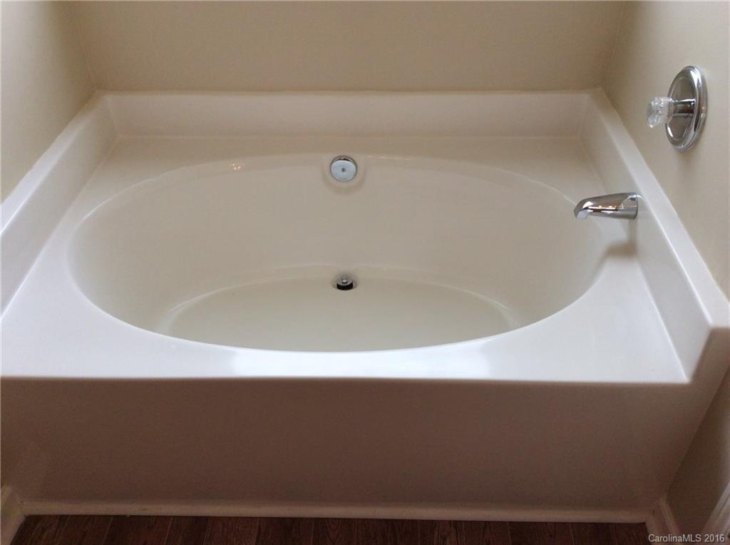 Crismark - Residential Lease