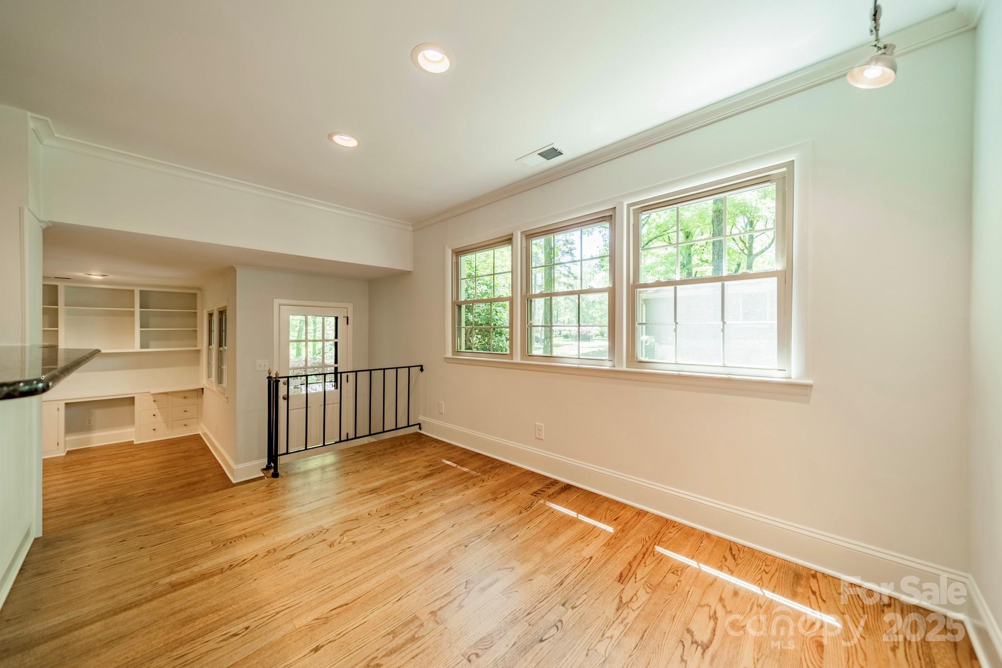 Sherwood Forest - Residential
