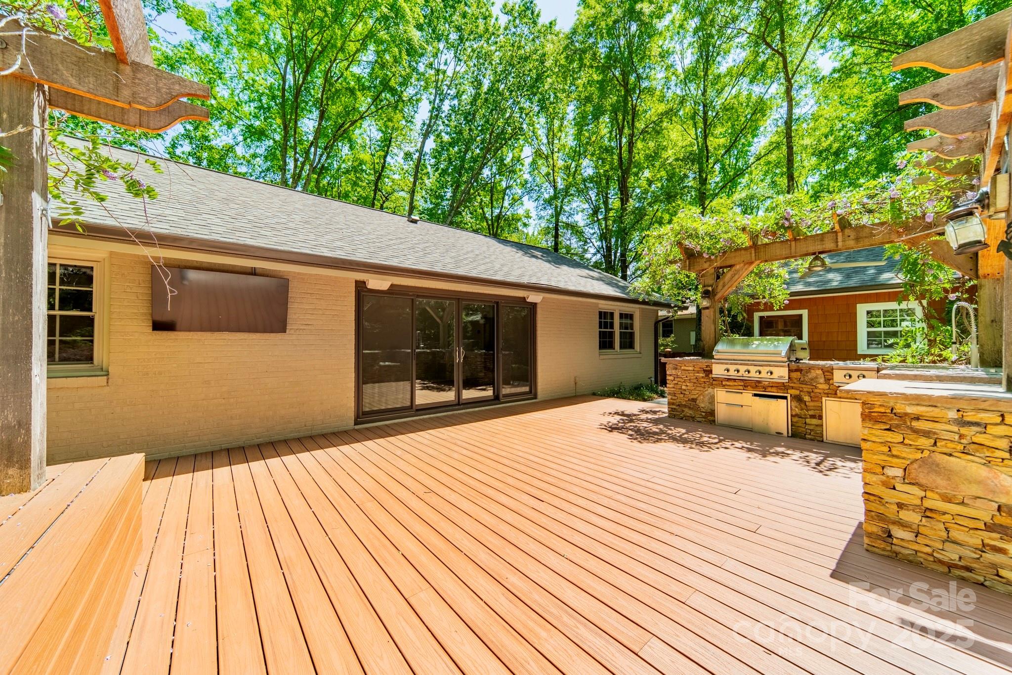 Sherwood Forest - Residential