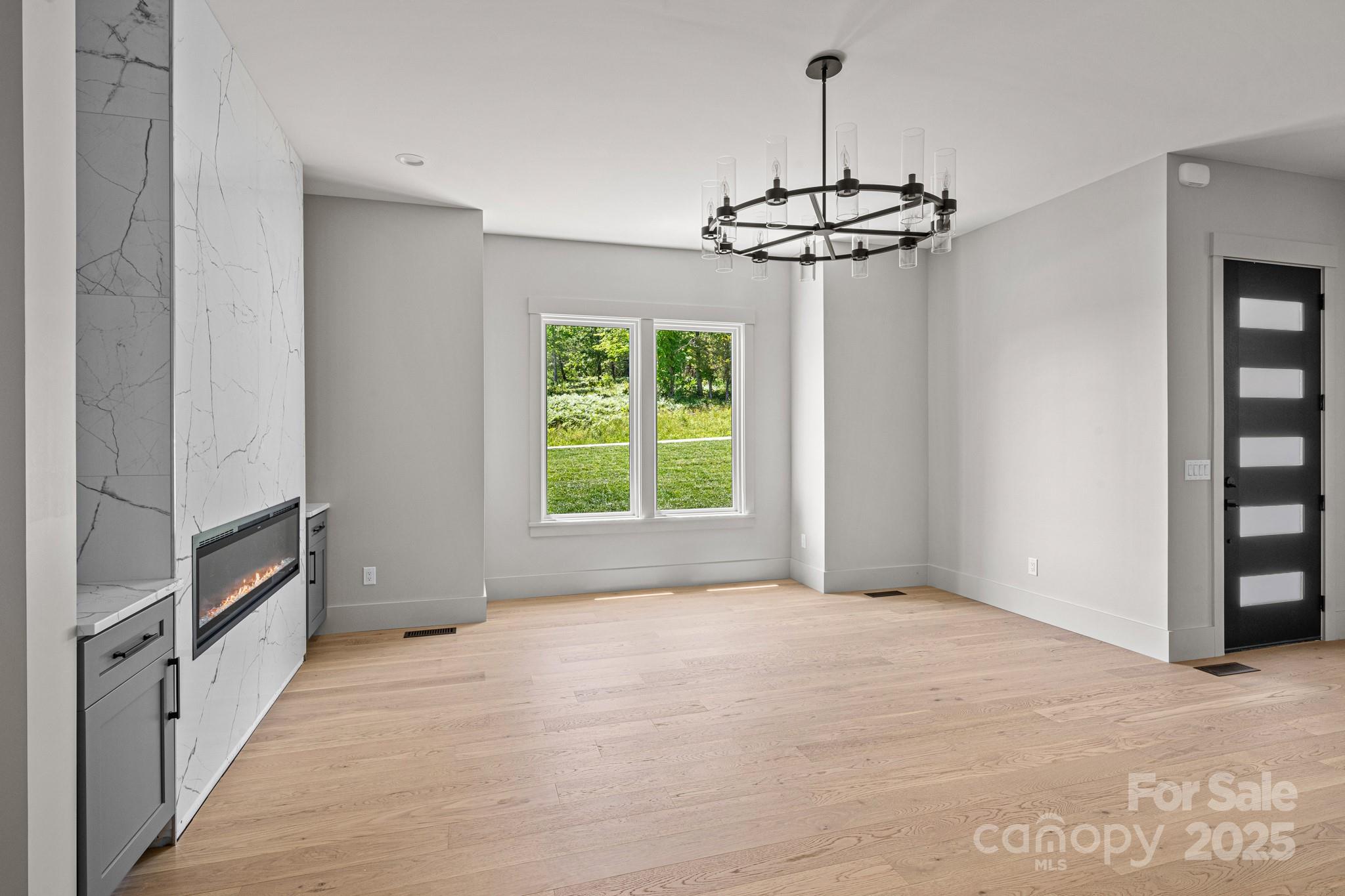 611 Crystal Heights Drive 18
