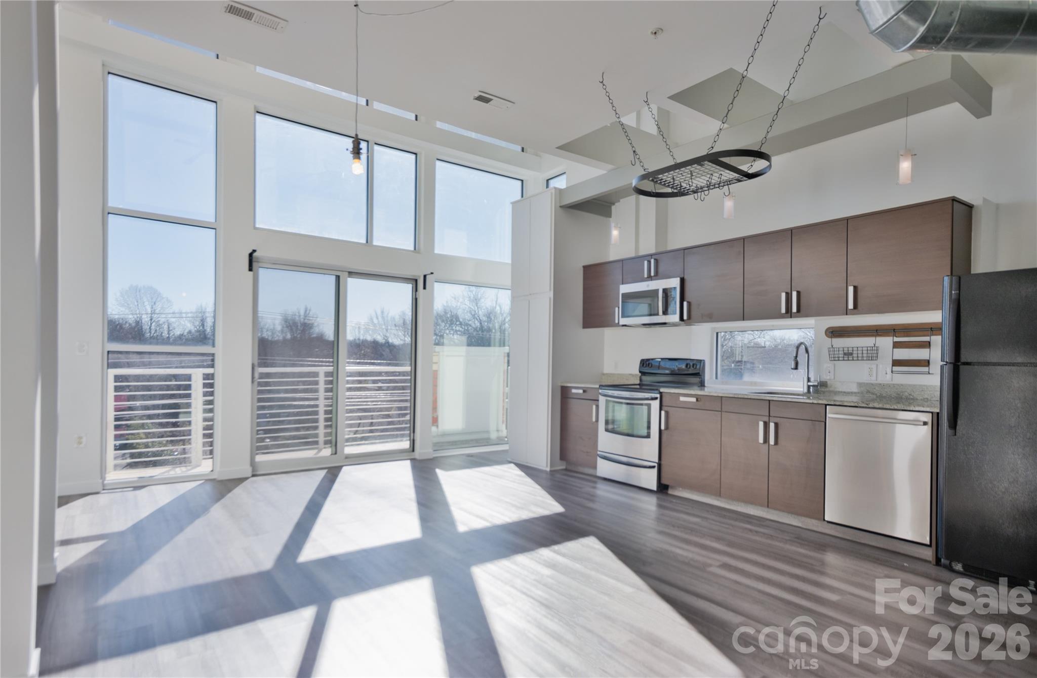 Fat City Condominium - Residential