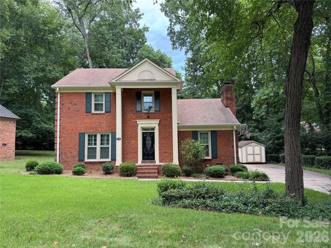 Photo of 9732 Leeswood Lane, Matthews, NC 28105 (MLS # 4407441)