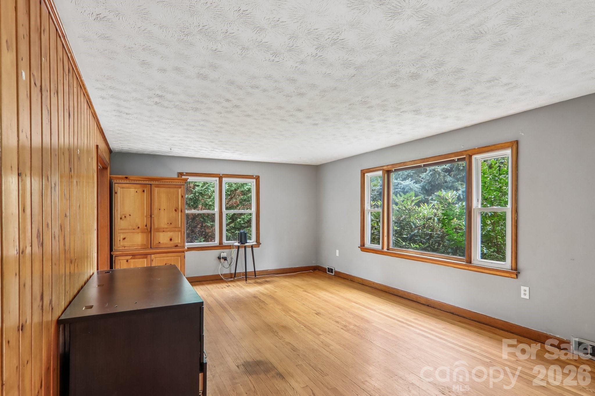 131 & 135 Boyd Avenue
