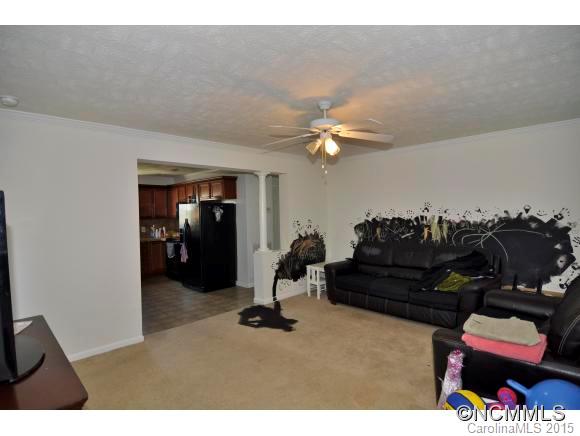 Oakcrest Village - Residential