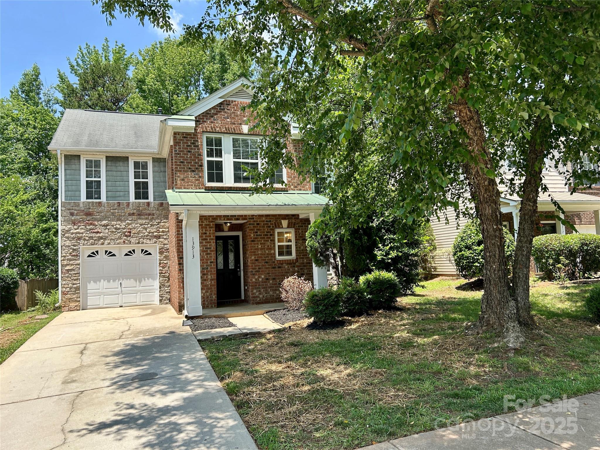 13913 Pinyon Pine Lane