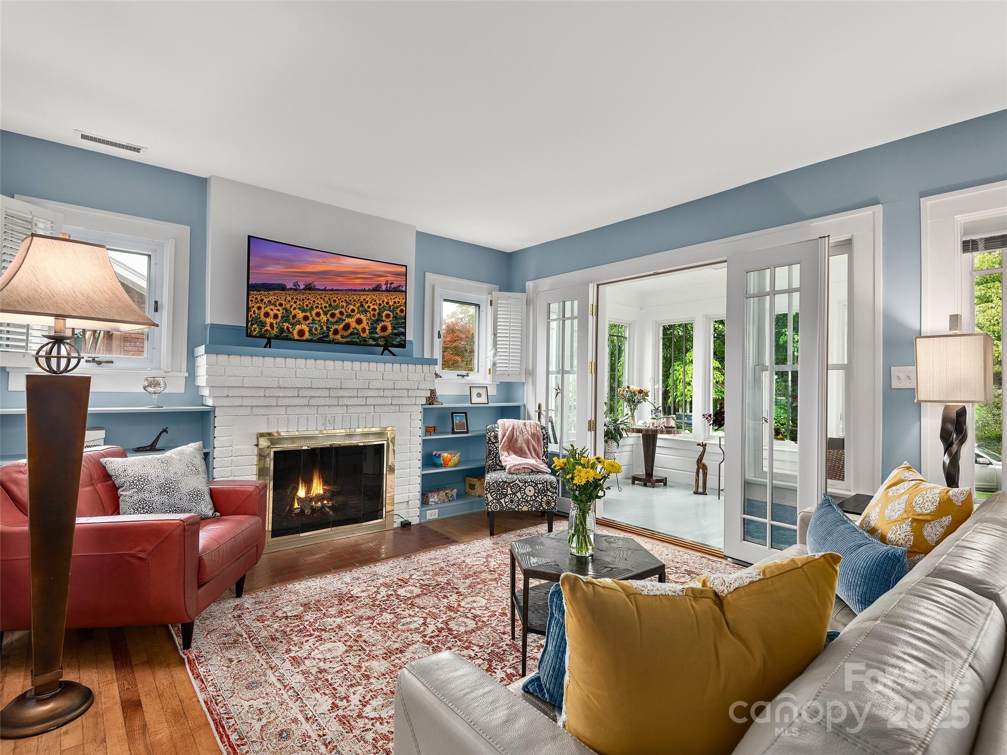 25 Mount Vernon Circle