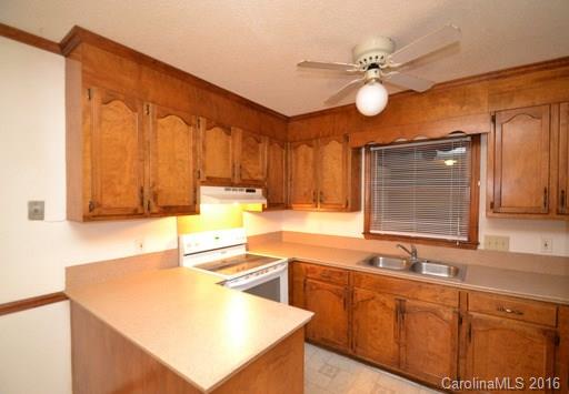 Morris Farms - Residential Lease