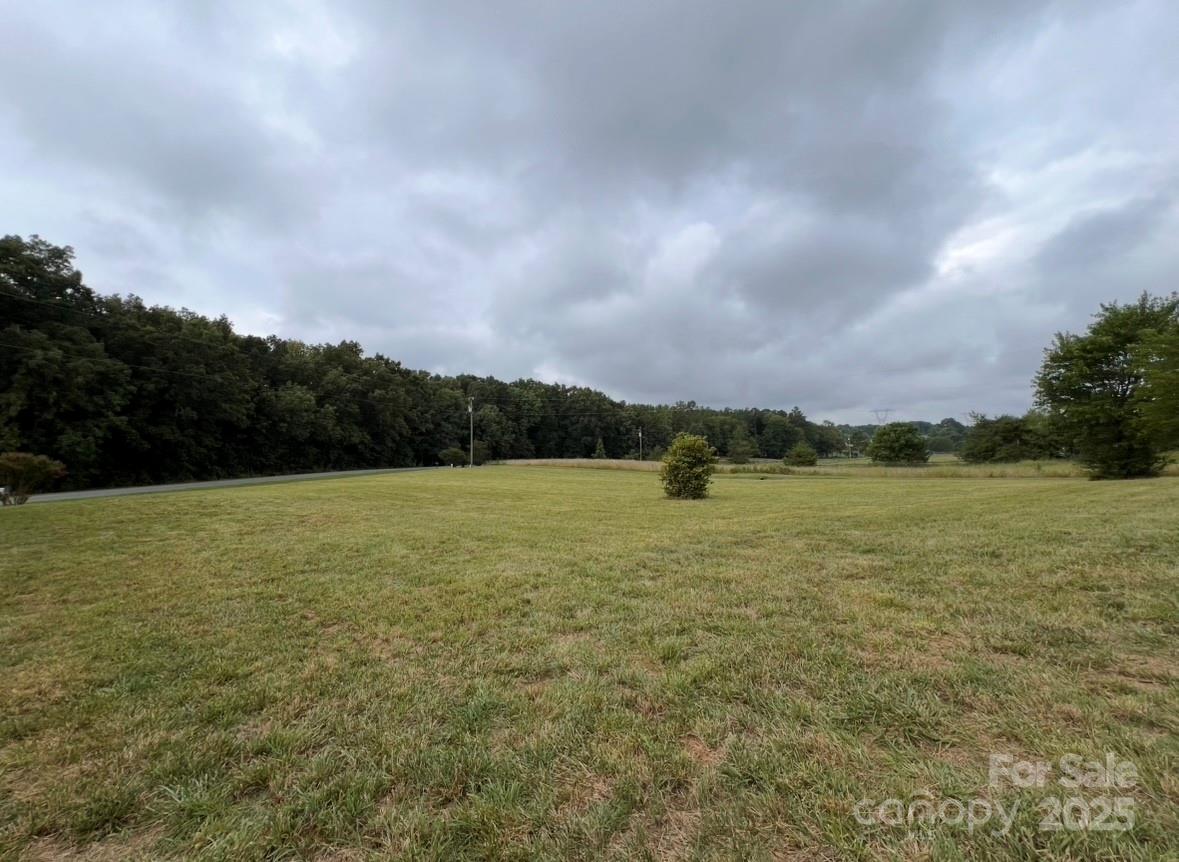 709 Bruce Thomas Road