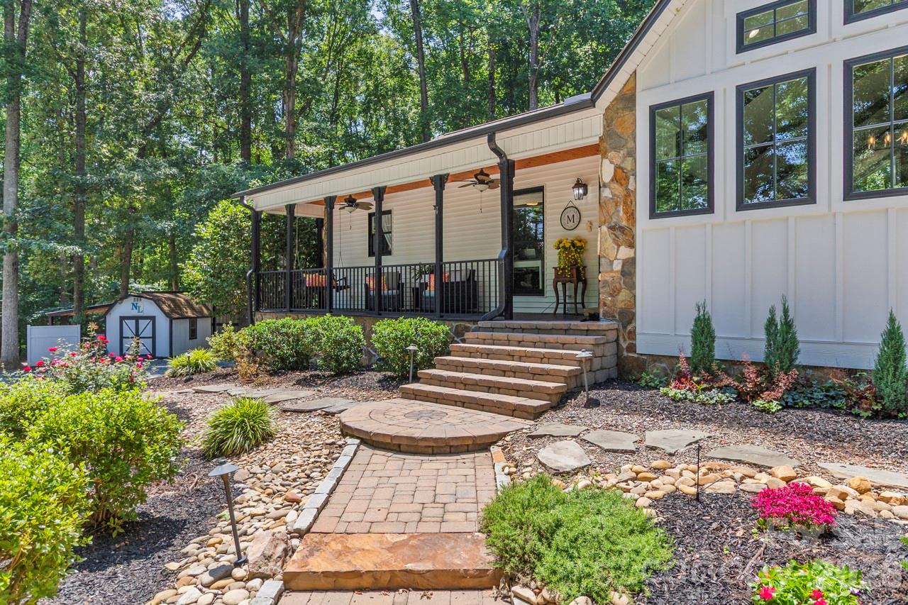 384 Rankin Hill Road