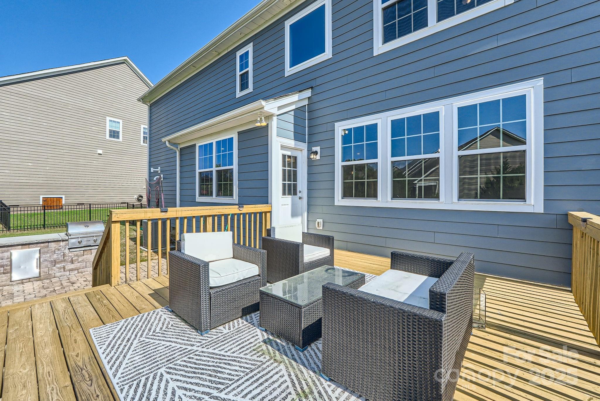 The Retreat at Rayfield - Residential