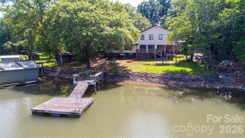 Photo of 15722 Rhinehill Road, Charlotte, NC 28278 (MLS # 4400018)