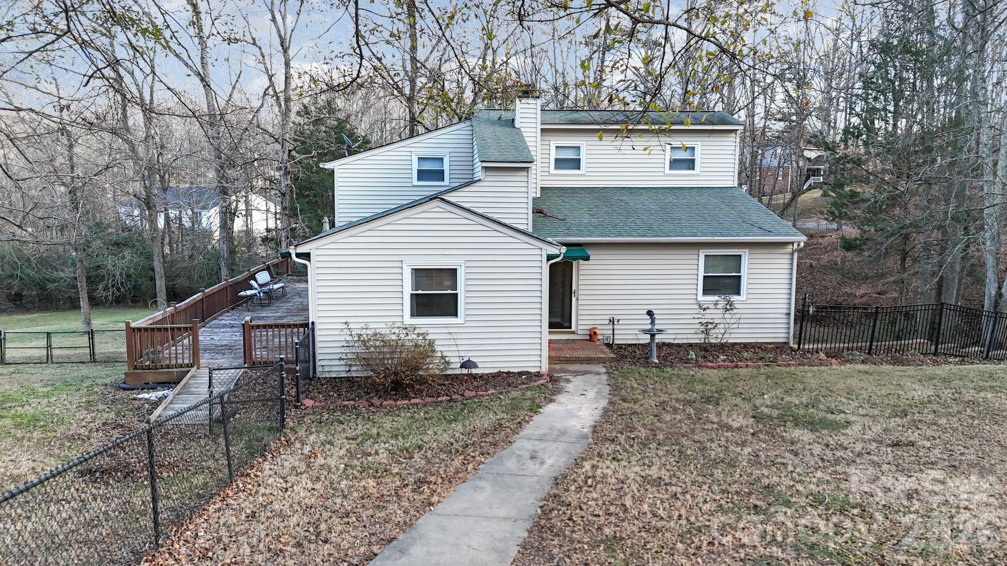 Landsdowne - Residential