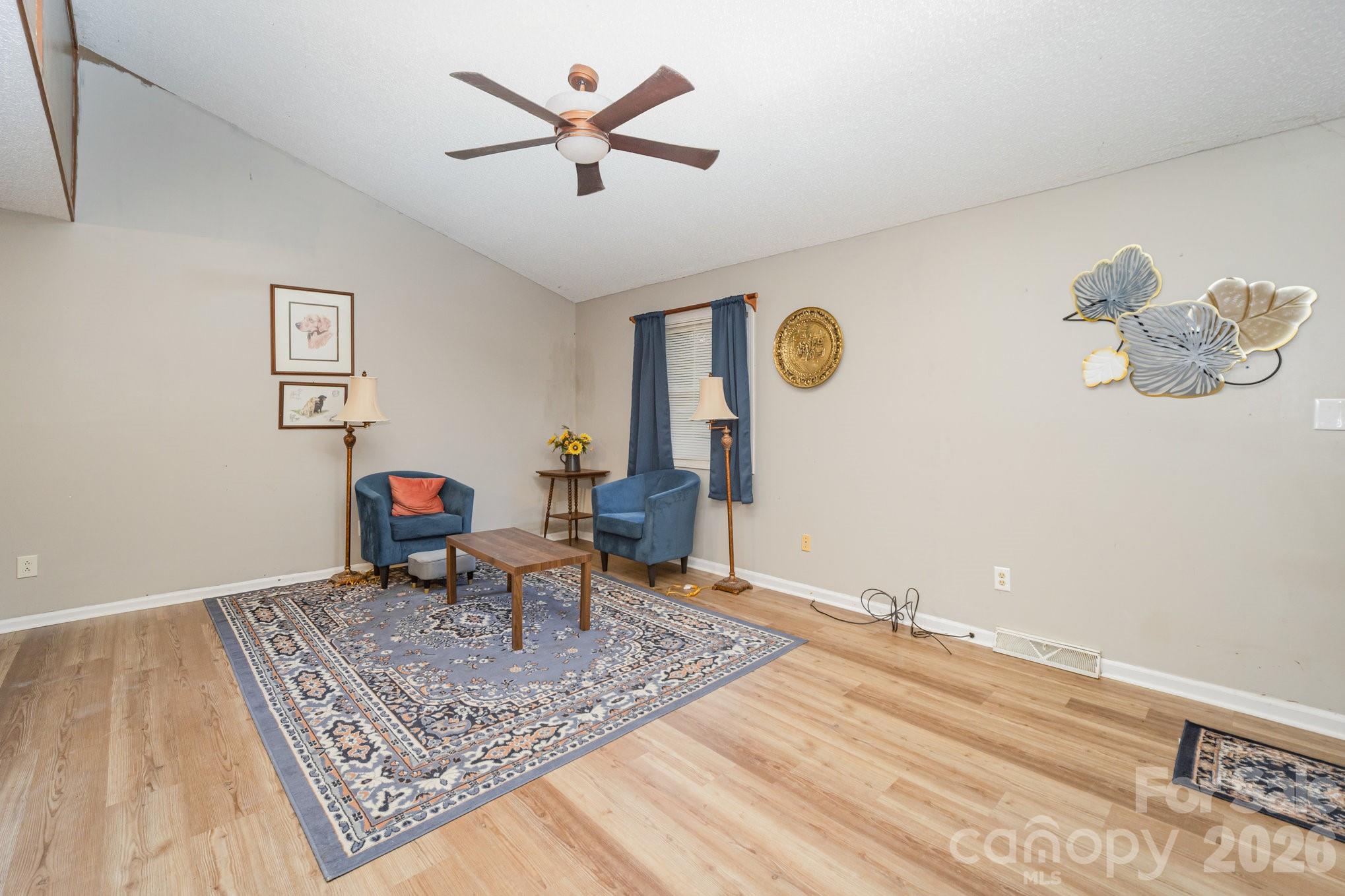 Landsdowne - Residential