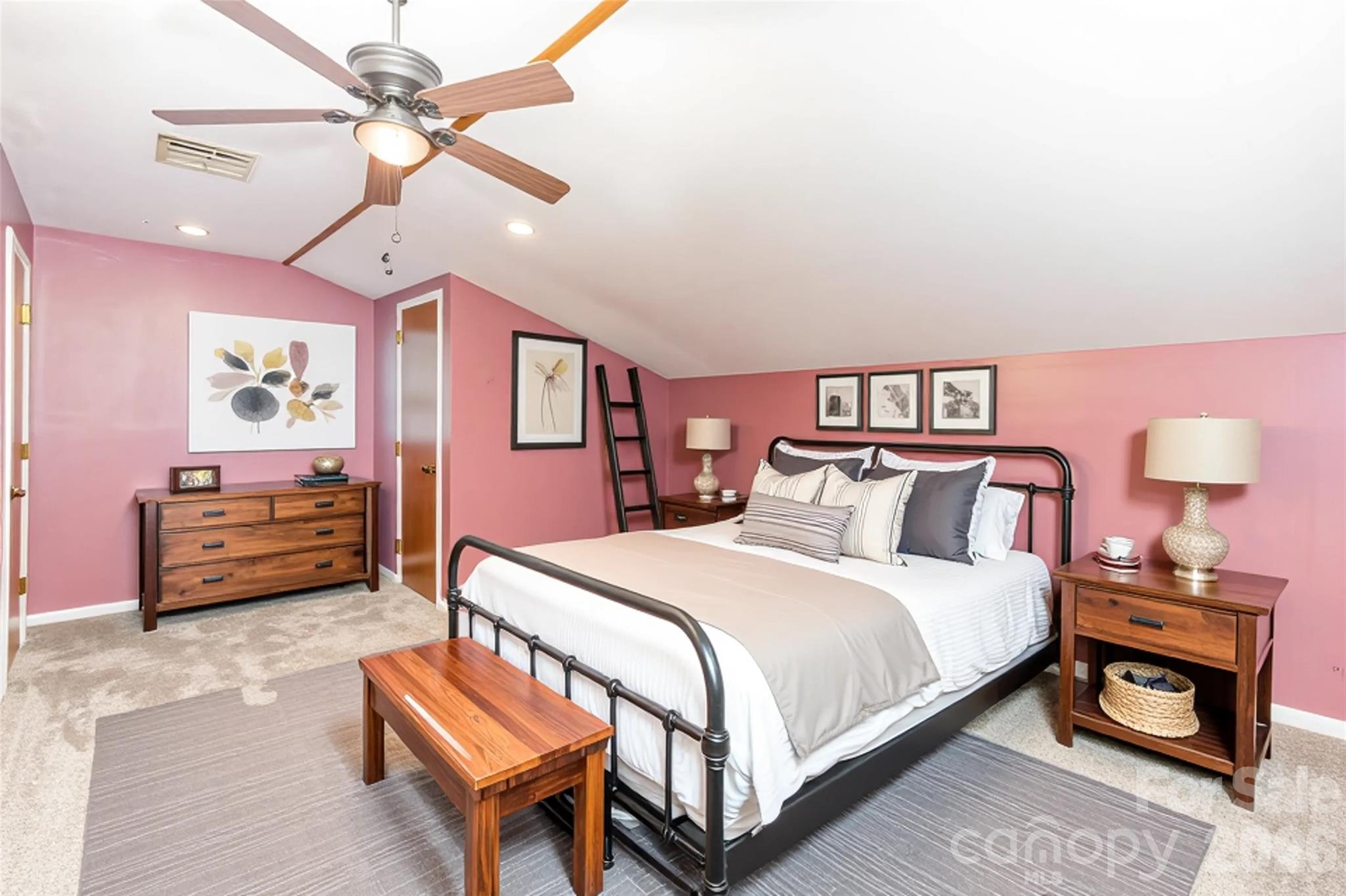 Landsdowne - Residential