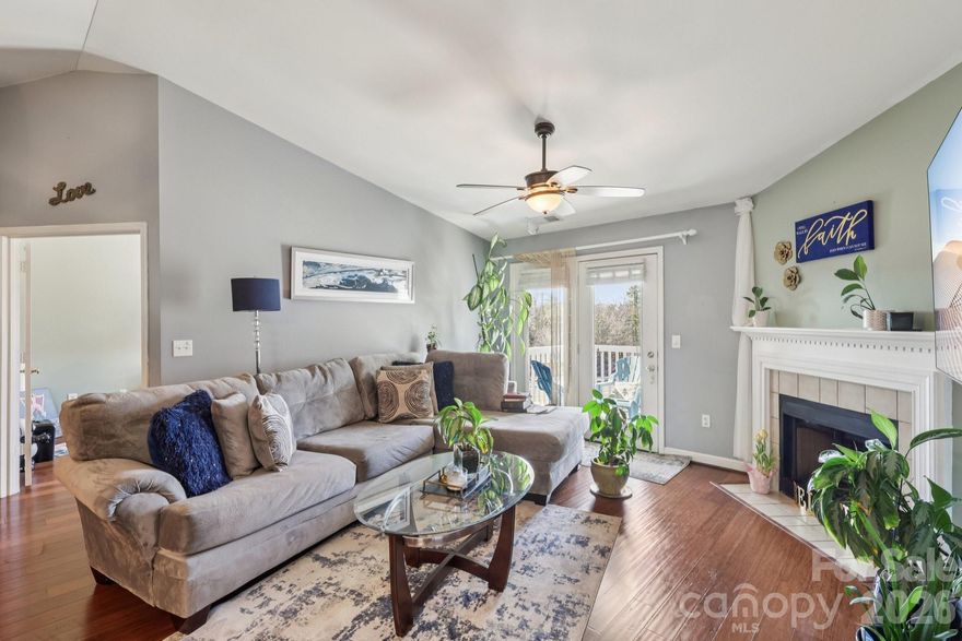 This well-appointed 2-bedroom, 2-bath condo offers a desirable split-bedroom floor plan and vaulted ceilings that create a bright, open feel throughout! An additional flex room provides the perfect space for a home office, workout area, or bonus living space. The primary suite features a walk-in closet and a spacious en suite bath with dual vanity sinks. A one-car garage is included for added convenience. The unit is currently rented month-to-month, offering flexibility for both investors and owner-occupants. Ideally located near restaurants, shopping, and everyday conveniences, this condo combines comfort, functionality, and location!