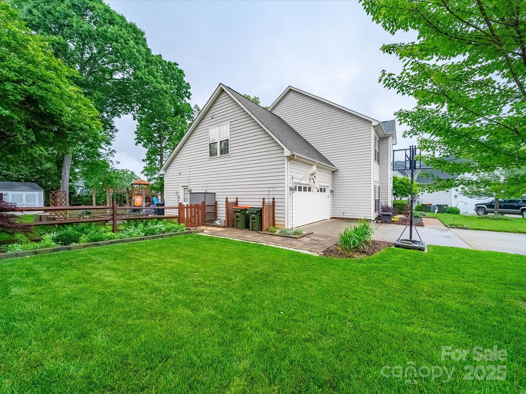 Knightsbridge - Residential