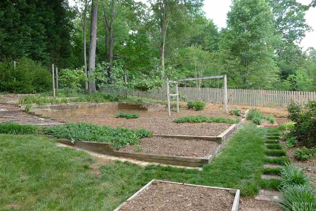 Forest Oaks - Residential