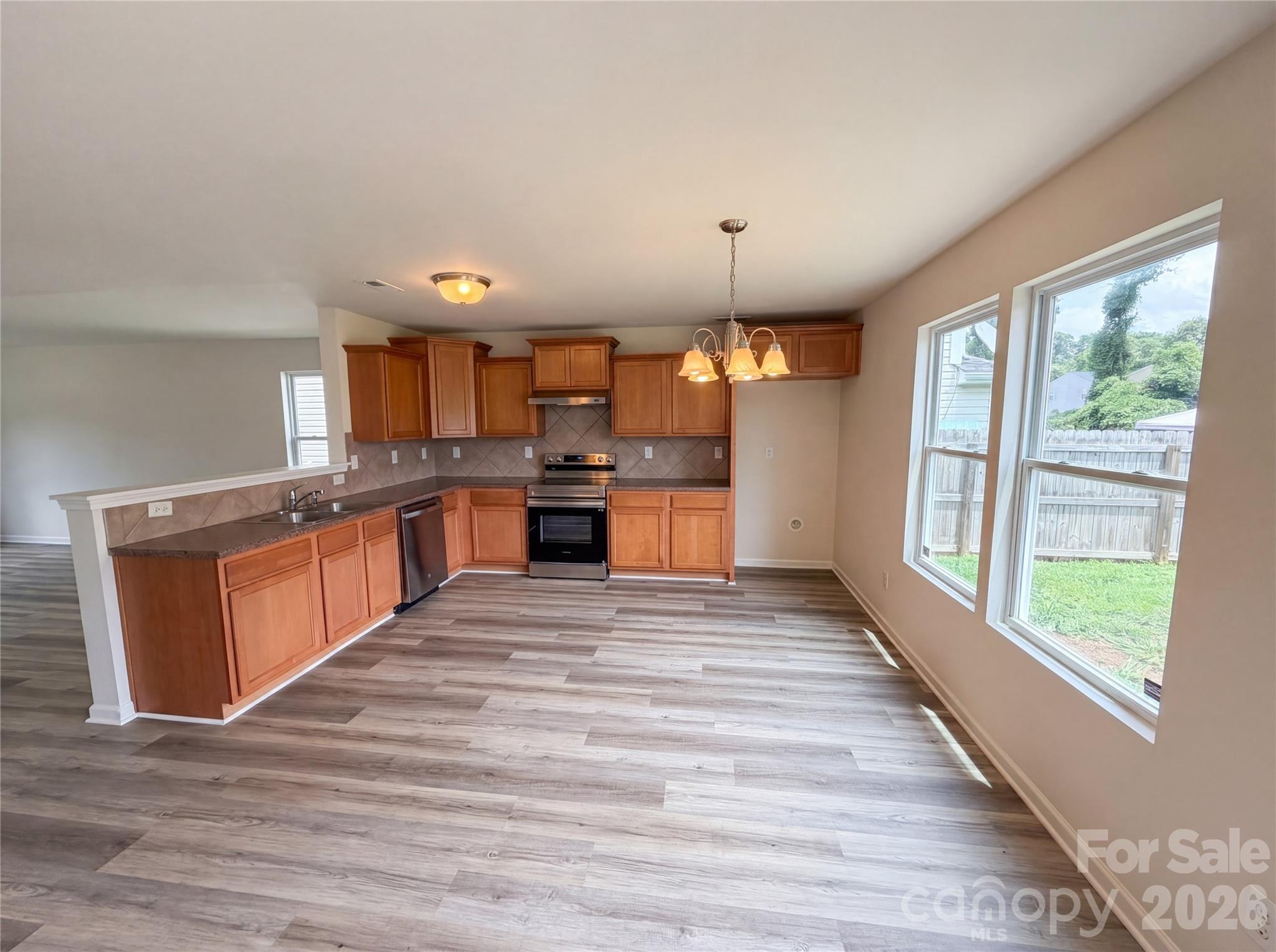 2534 Stream Bank Drive