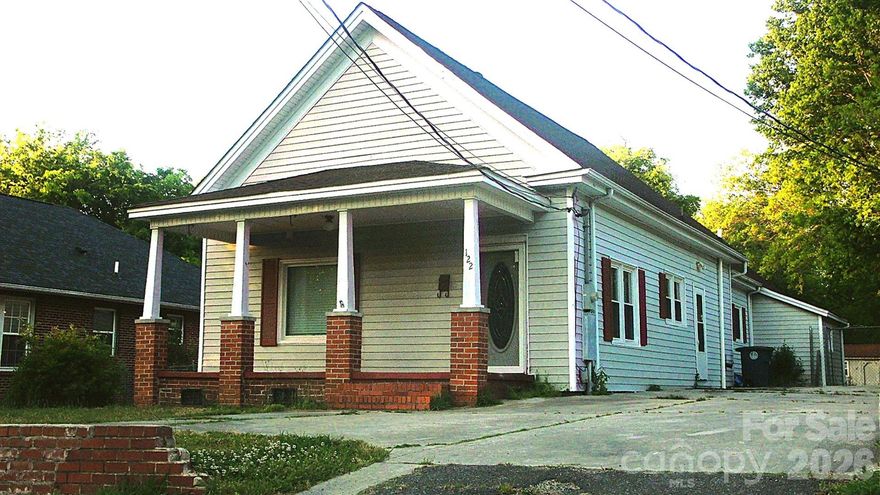 This well maintained home is ready for its new family. Located on a quite street within walking distance to downtown Chester. This home features three modern size bedrooms and one centrally located bathroom.
The original hardwoods are in fantastic shape. This property also has a nice size deck for entertaining and the back yard is very deep and completely fenced. Seller is extremely motivated. This is one you don't wanna miss. Call to schedule your showing today.