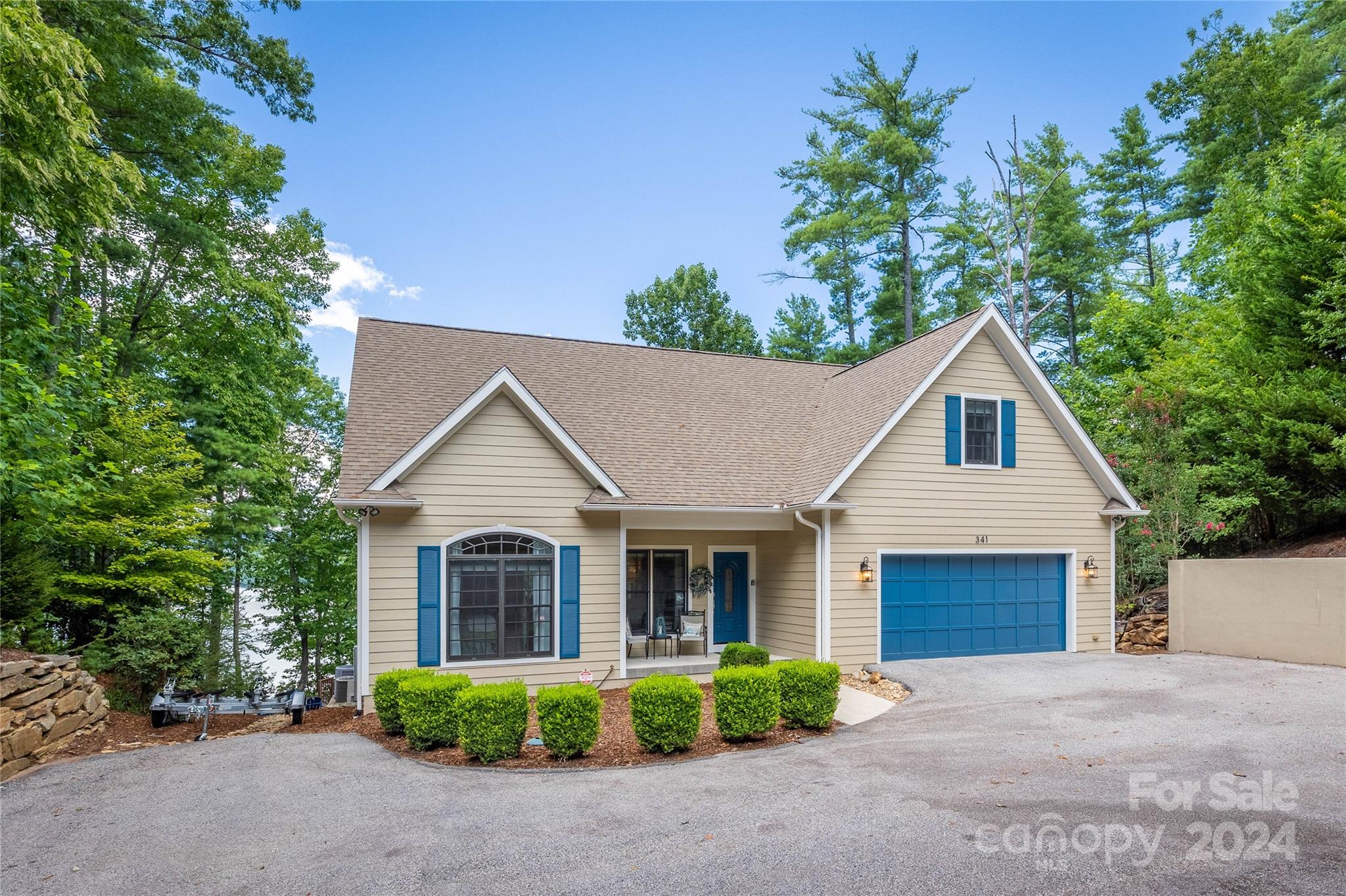 The Arbor at Lake James - Residential