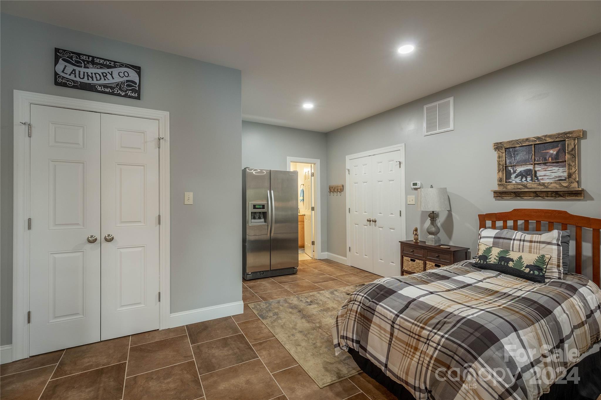 The Arbor at Lake James - Residential