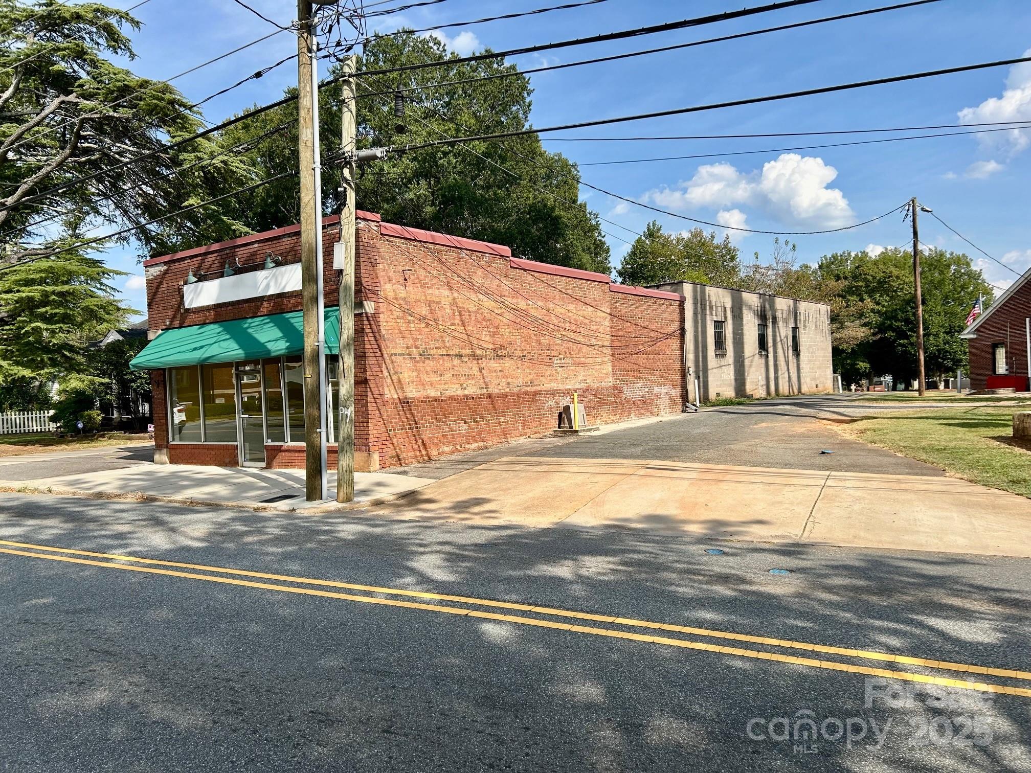 1409 S Fulton Street