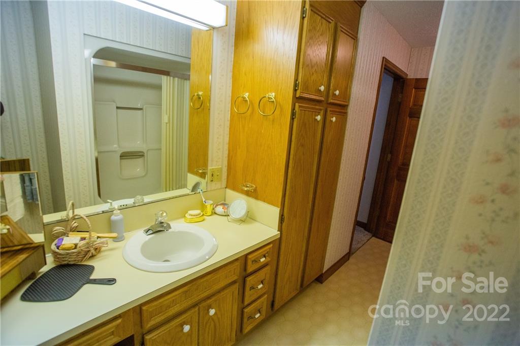 Lake Hickory - Residential