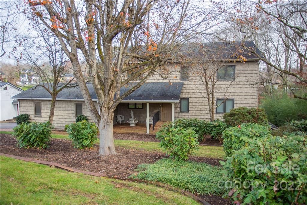 Lake Hickory - Residential