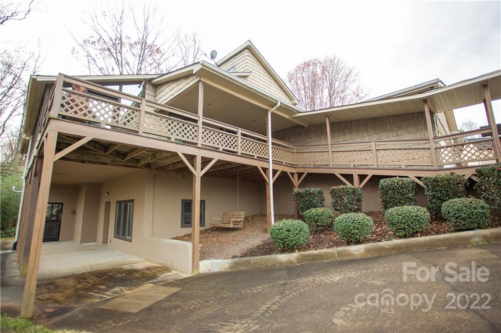 Lake Hickory - Residential