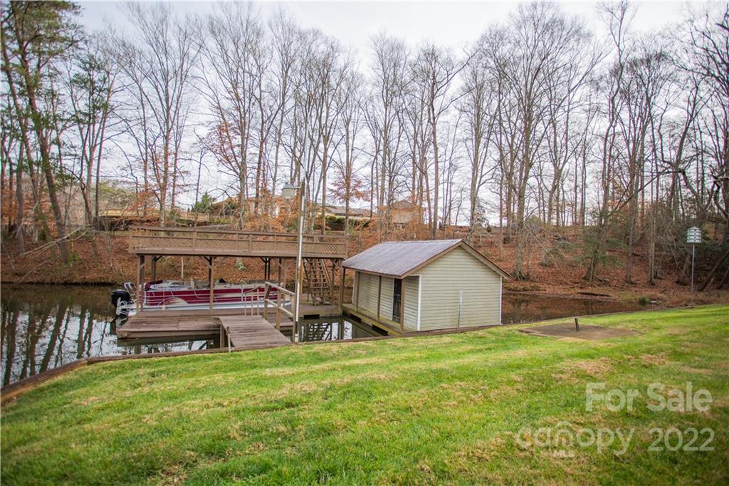 Lake Hickory - Residential