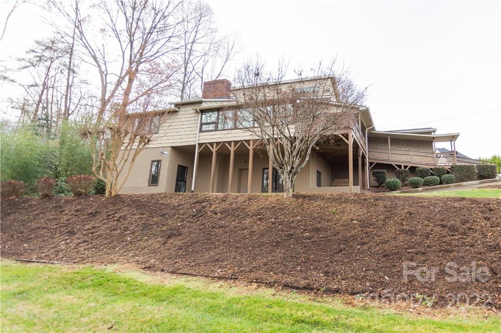 Lake Hickory - Residential