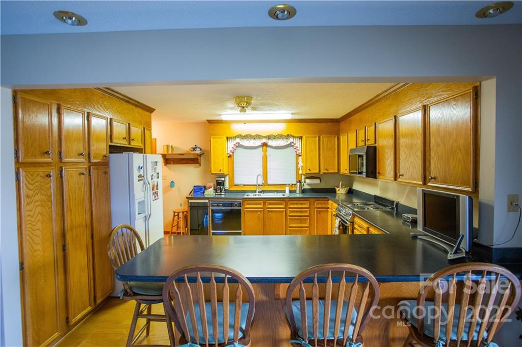 Lake Hickory - Residential