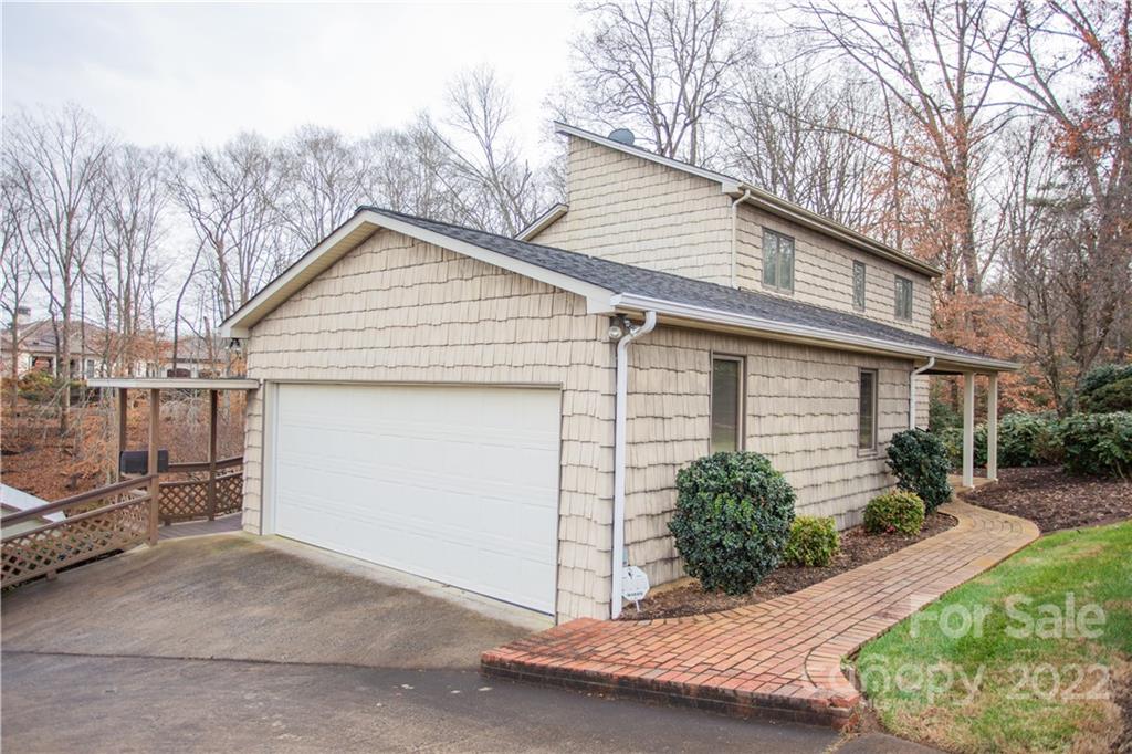 Lake Hickory - Residential