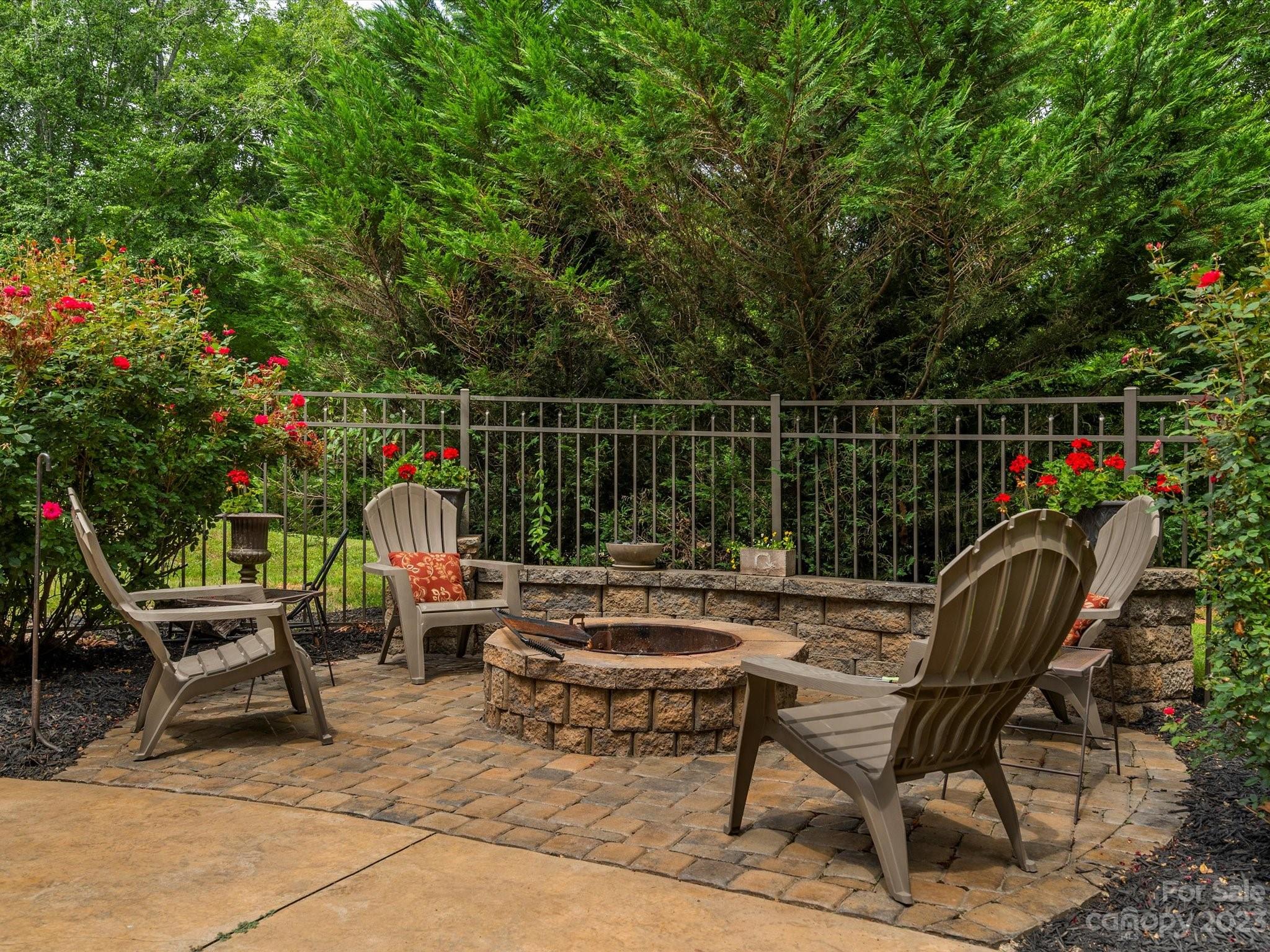 Elmhurst Estates - Residential