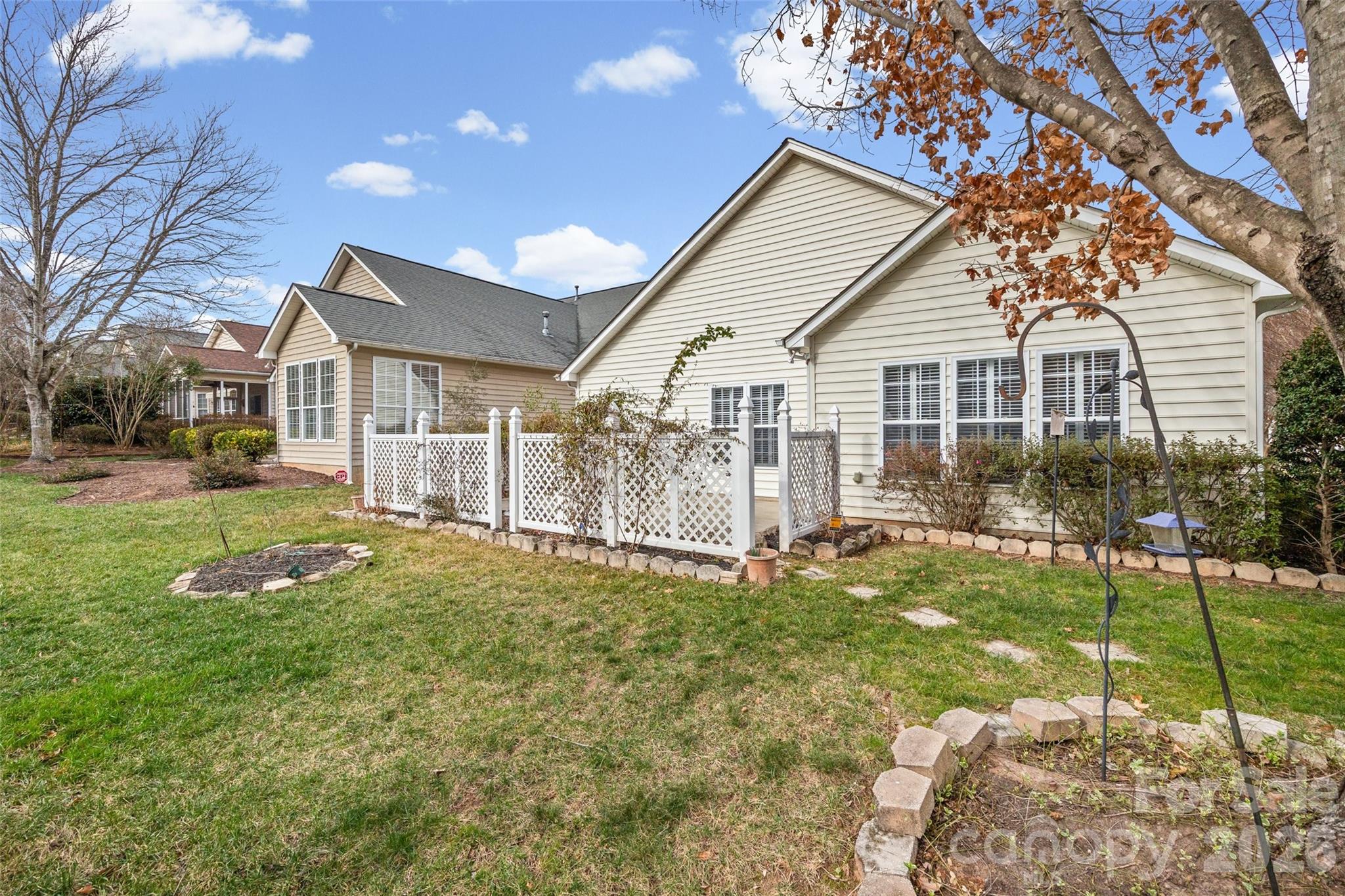 Four Seasons At Gold Hill - Residential