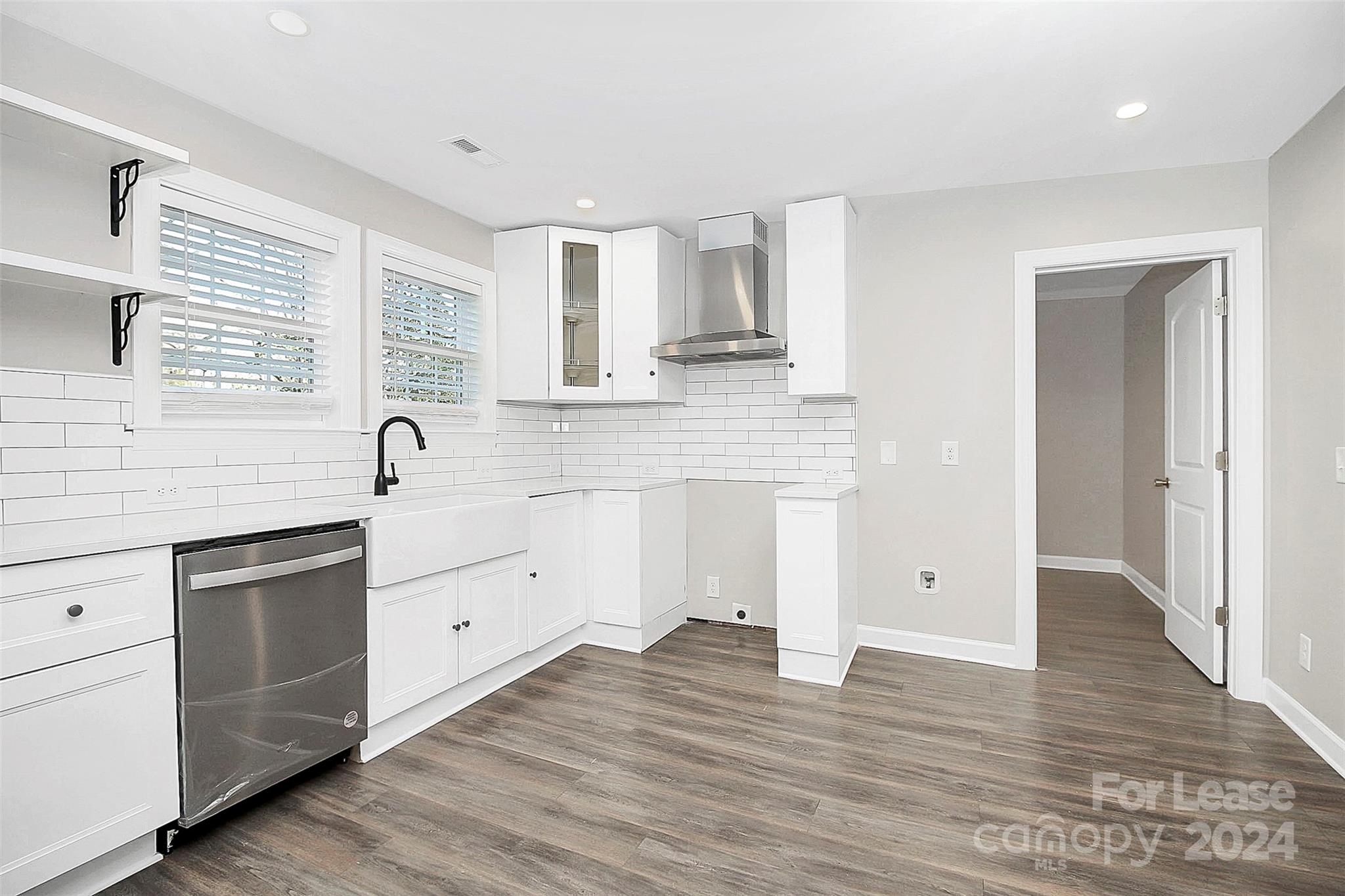 Howie Acres - Residential Lease