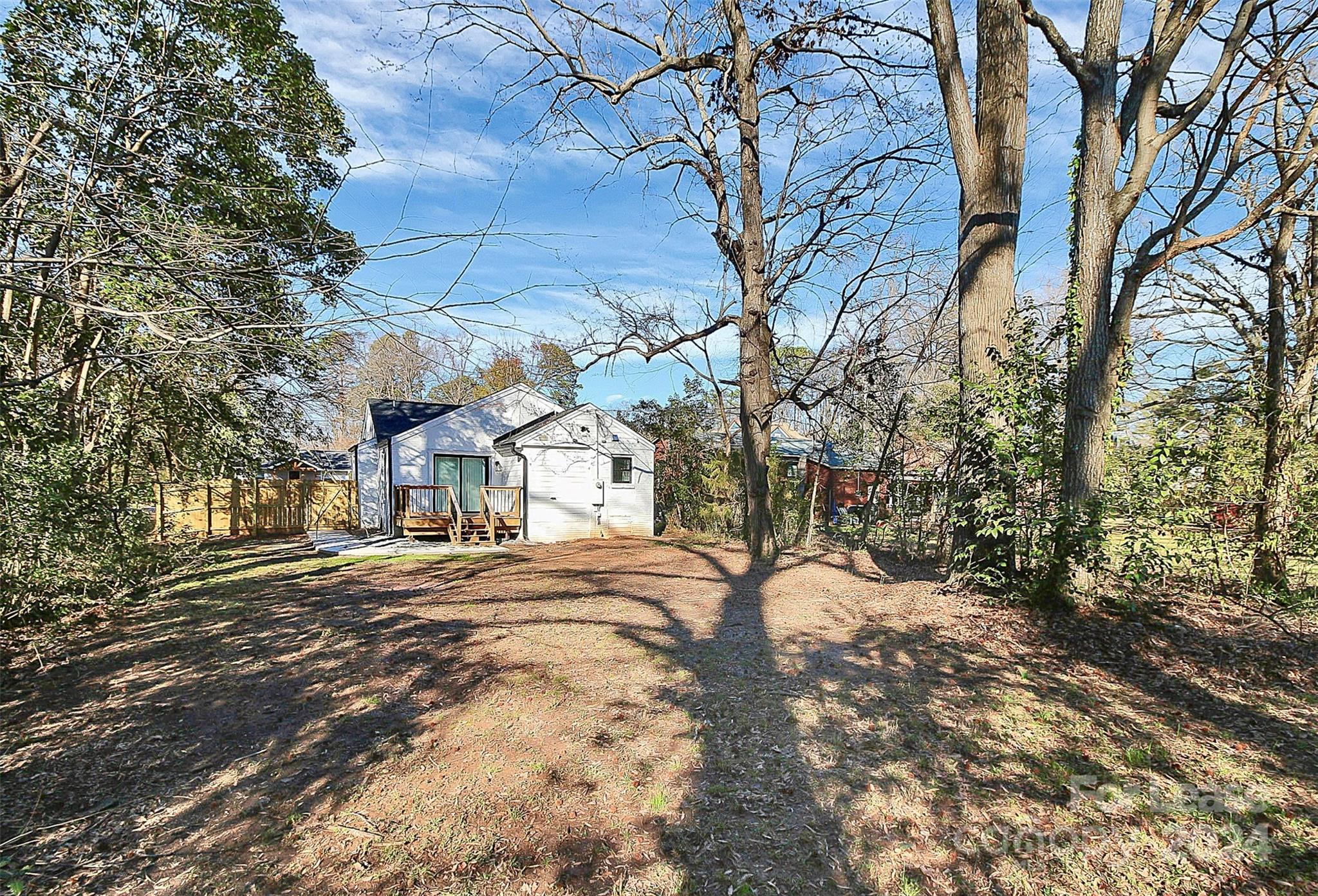 Howie Acres - Residential Lease