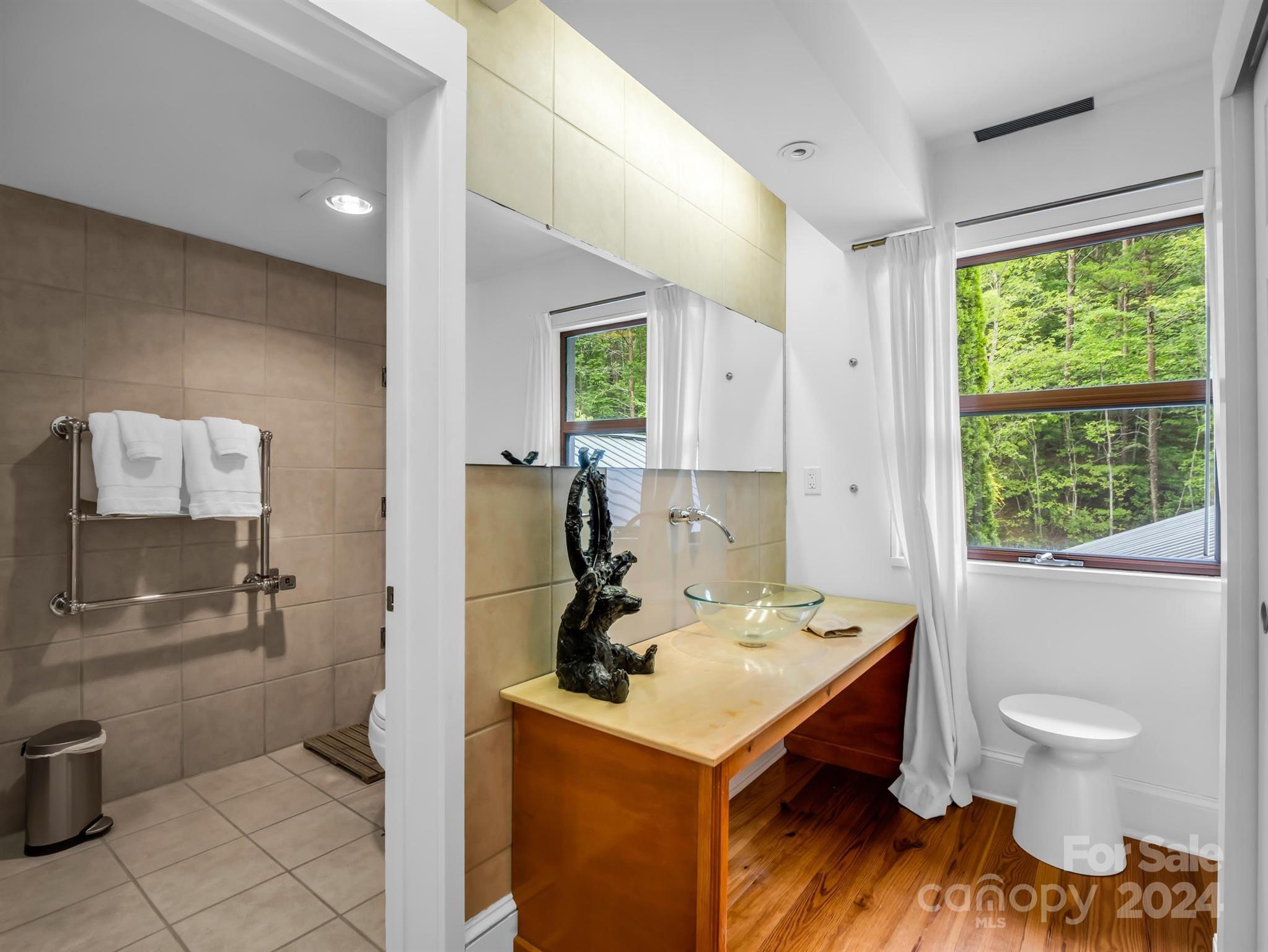 Rumbling Bald on Lake Lure - Residential