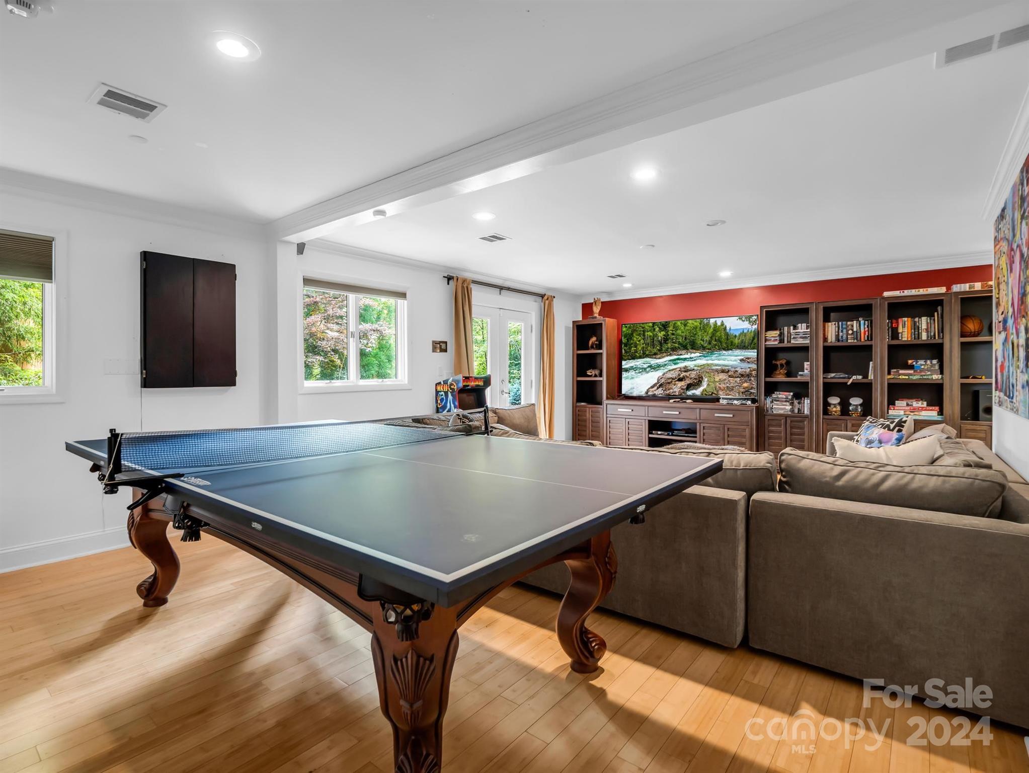 Rumbling Bald on Lake Lure - Residential