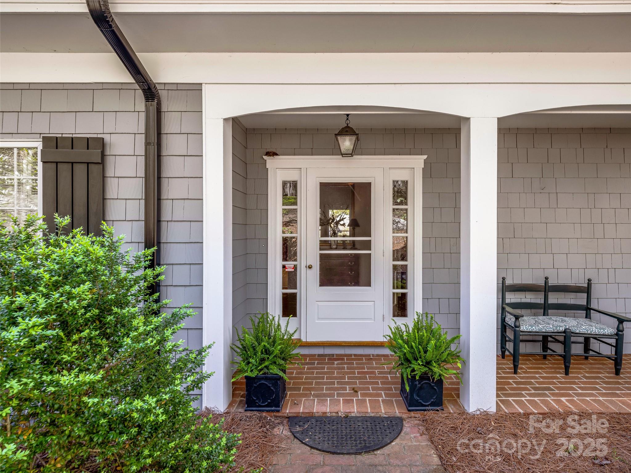 74 Forest Road