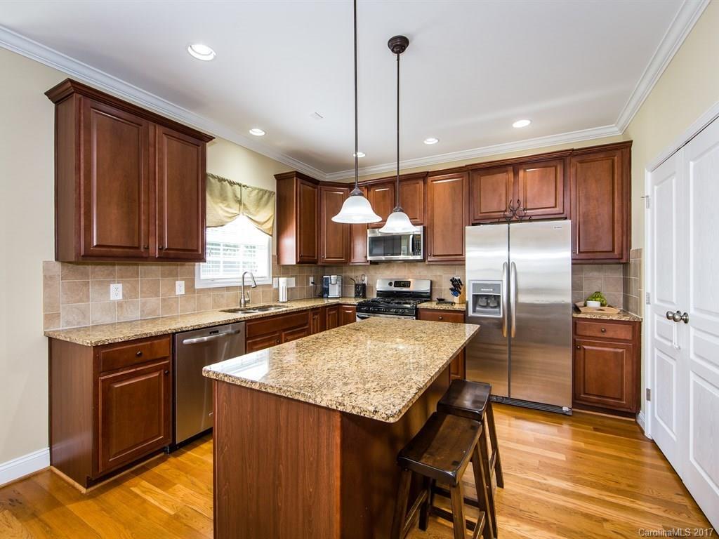 Forest Lakes II - Residential