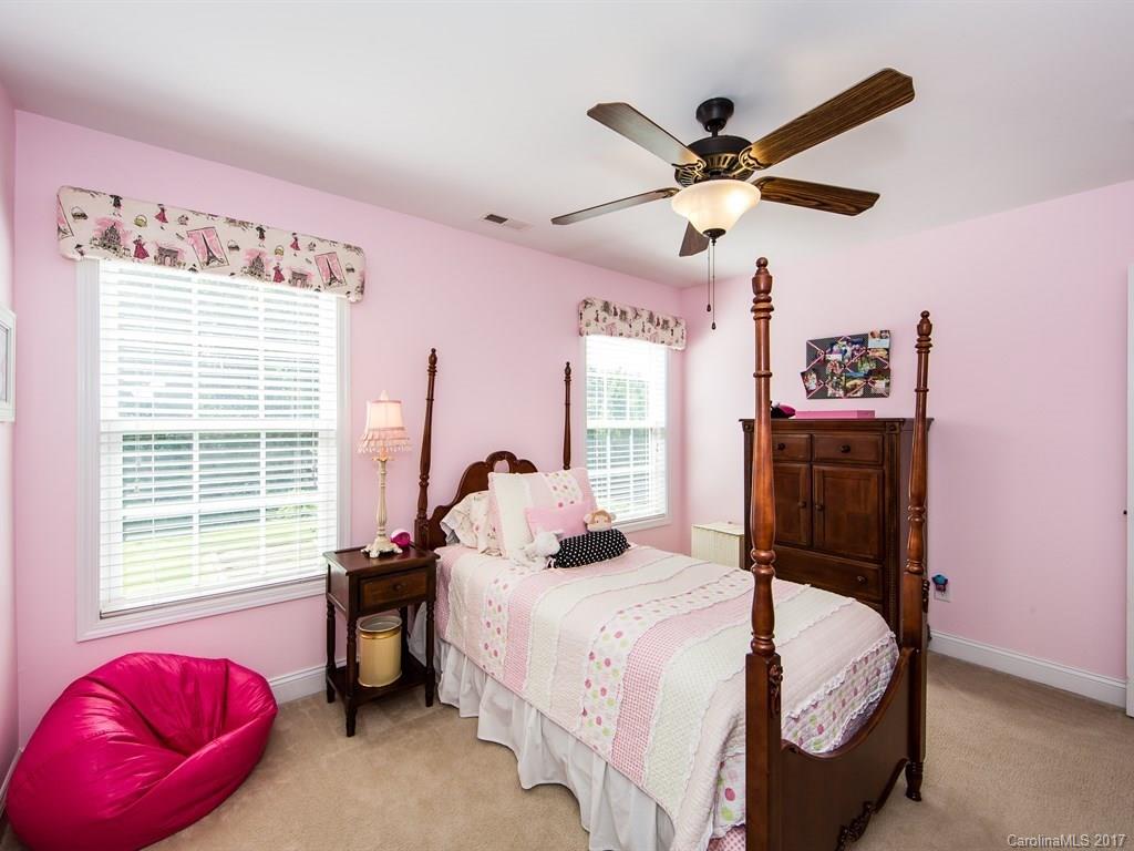 Forest Lakes II - Residential