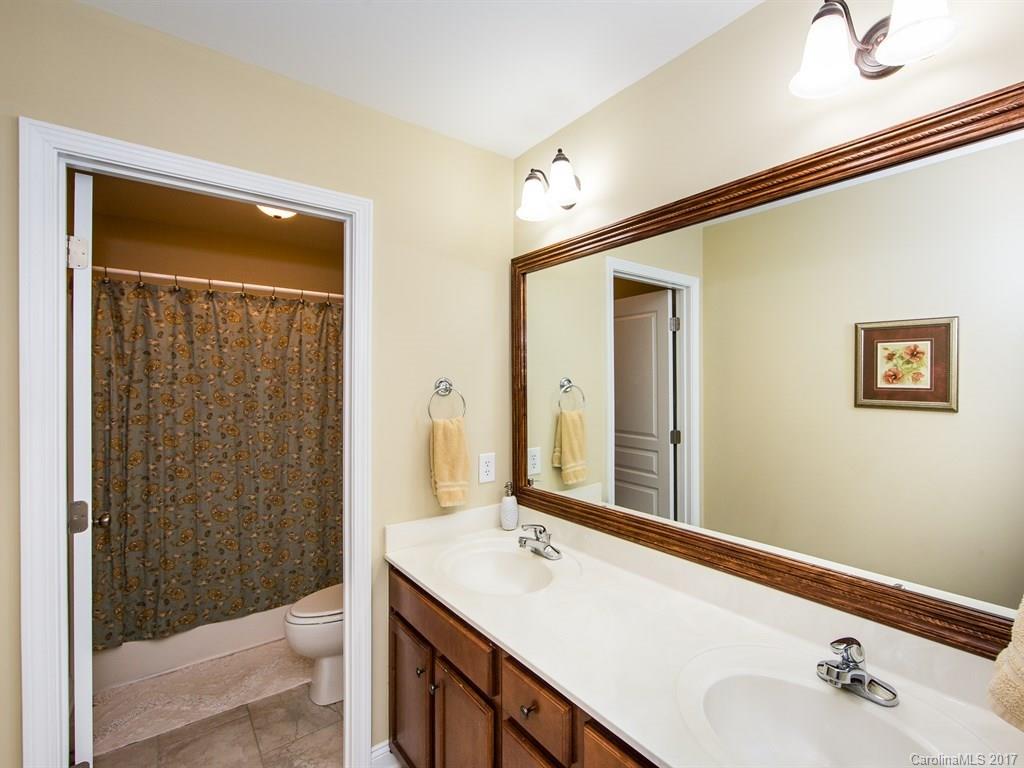 Forest Lakes II - Residential