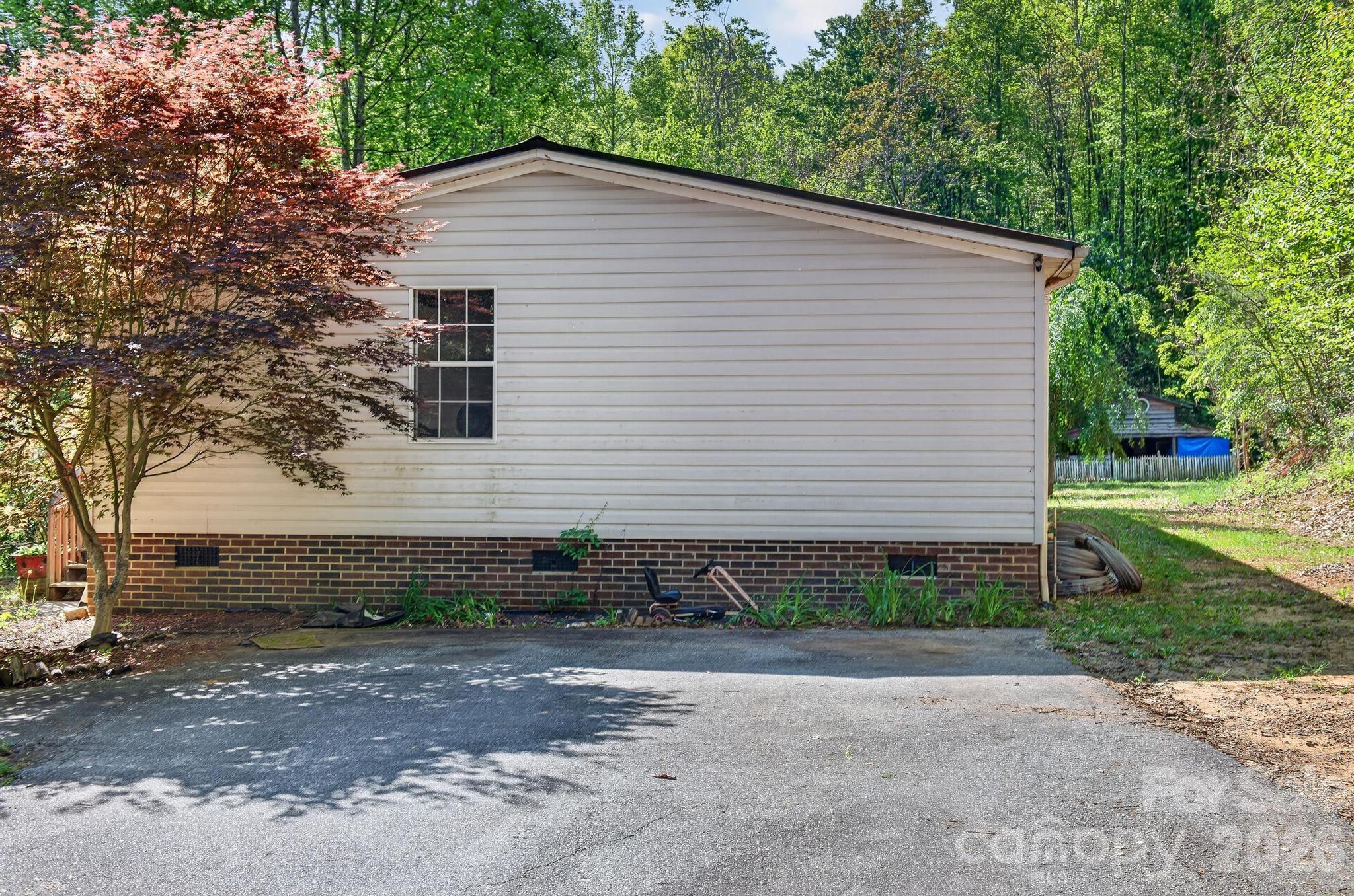 2324 Alfred Hartley Road