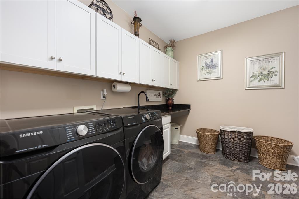 Beacon Pointe - Residential