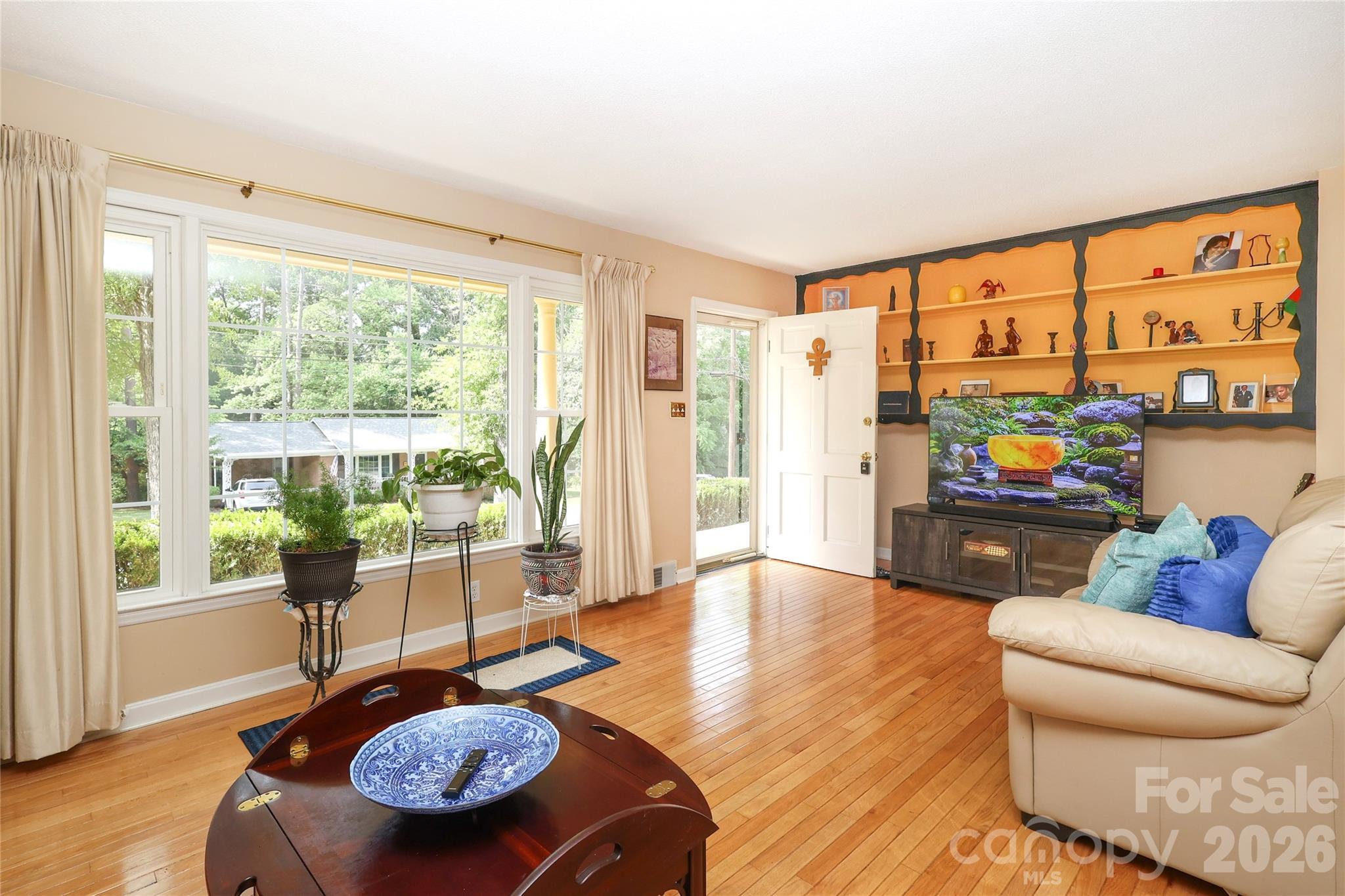 210 Cliffside Drive