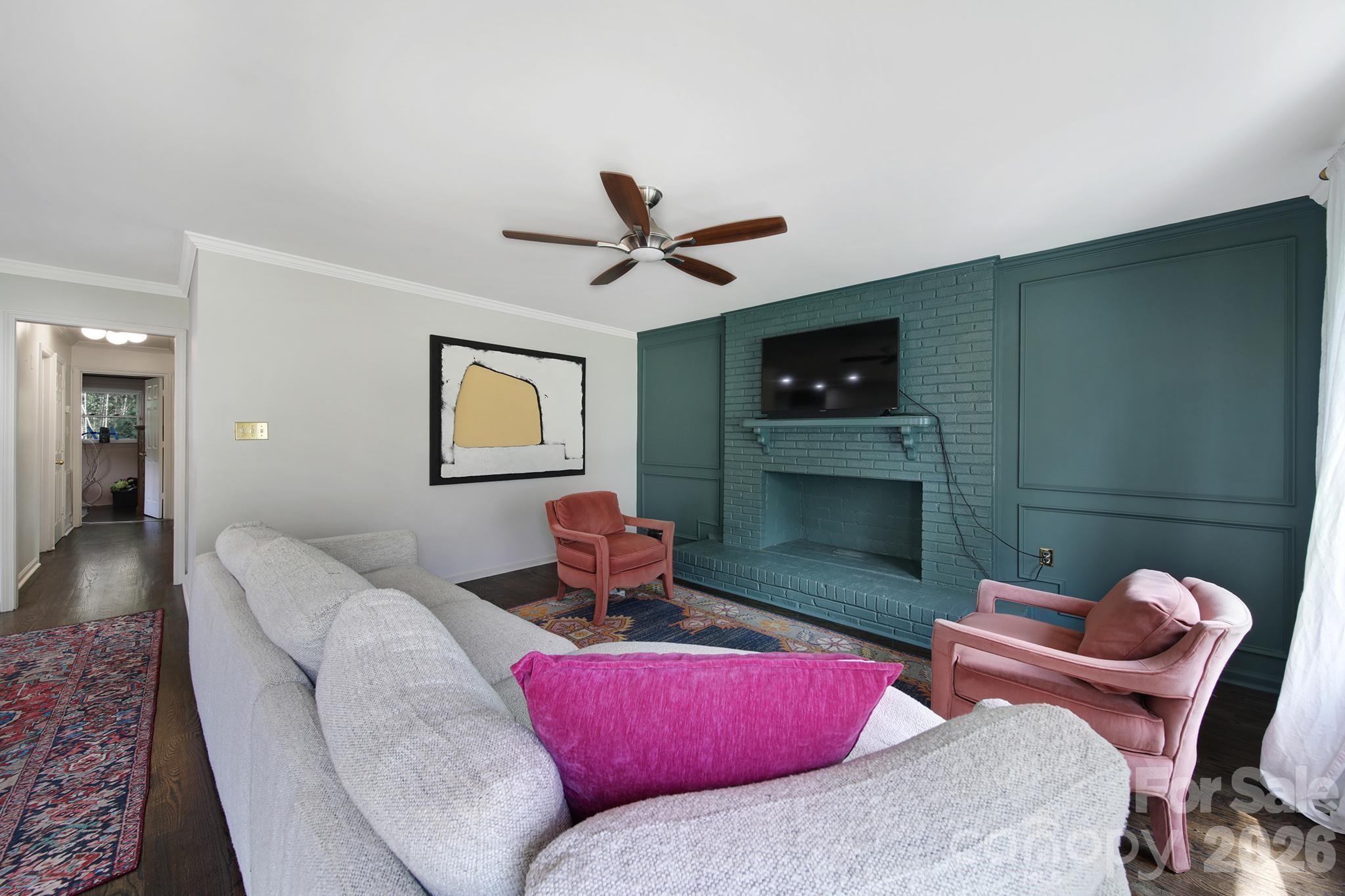 3335 Dunaire Drive